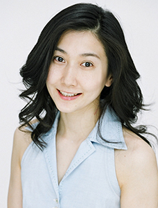吉田　理佳